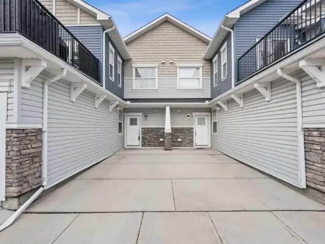 For Rent 1 Bedroom Townhouse Airdrie AB DS105821704