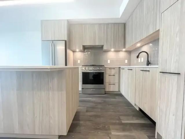 For Rent 1 Bedroom Townhouse Calgary AB DS104470833
