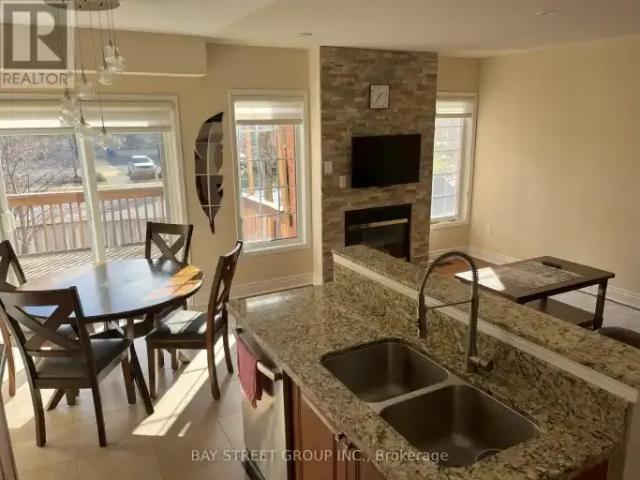 For Rent 1 Bedroom Townhouse Richmond Hill ON DLS105226674