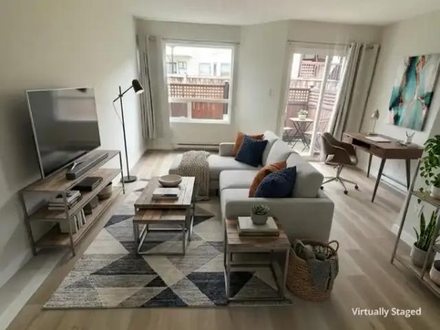 For Rent 1 Bedroom Townhouse Surrey BC DS105466956