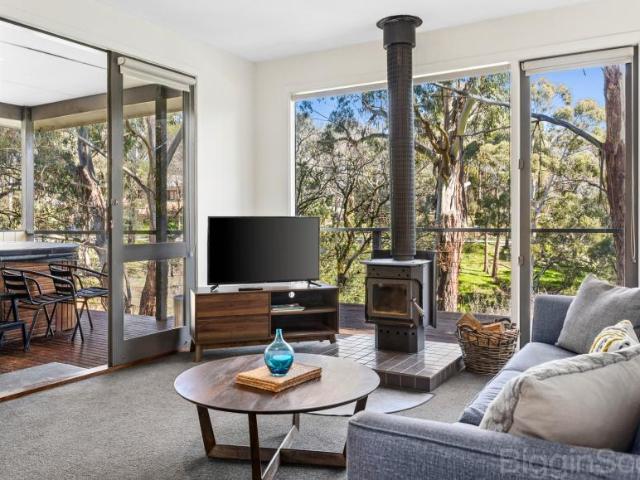 For Rent 1 Bedroom Villa Hepburn Springs VIC DS105824873