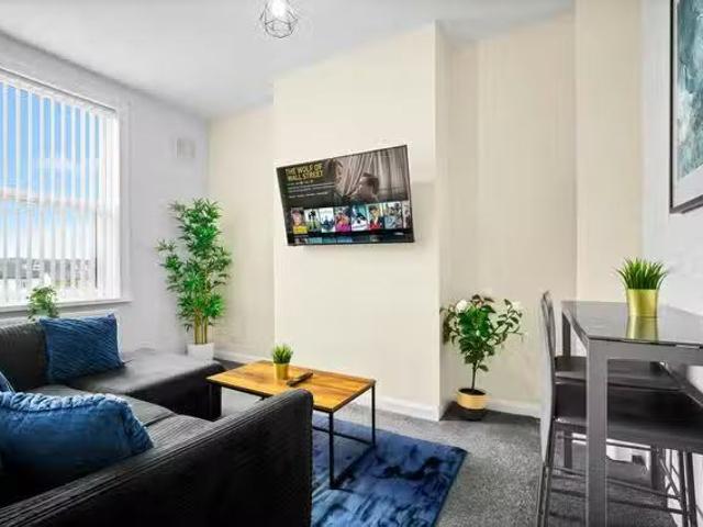 Just in! 1 BR Birmingham Road, West Bromwich