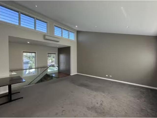Just in! 1 BR Flat/4 Dalkeith Street, Sans Souci Apartment for.