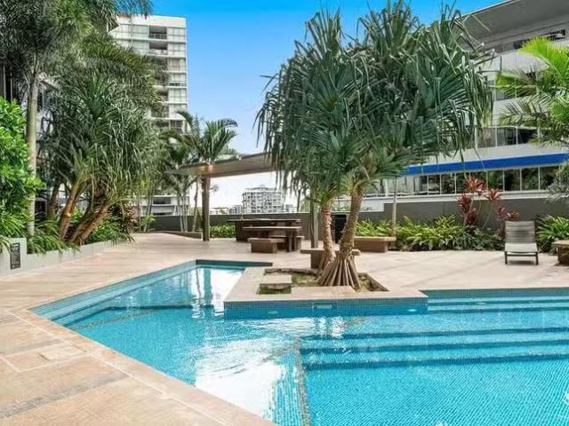 Cozy 1 BR ID:21163913/1 Cordelia Street, South Brisbane, QLD 4.