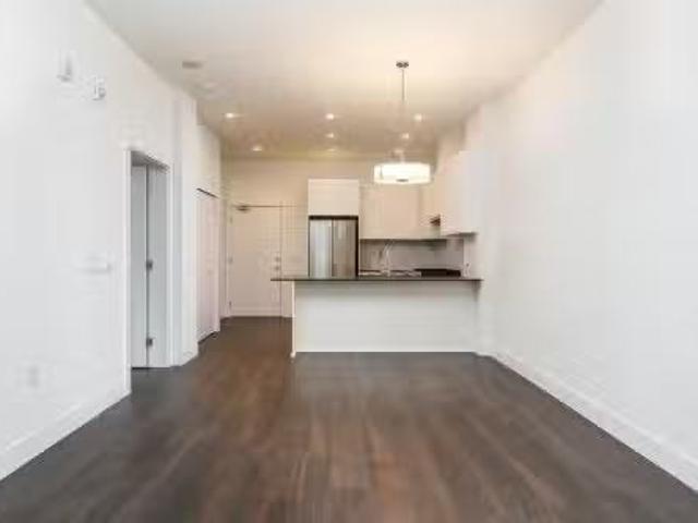 Cheap 1 BR Rd Street E, North Vancouver, BC, V7L 1E5 lease f.