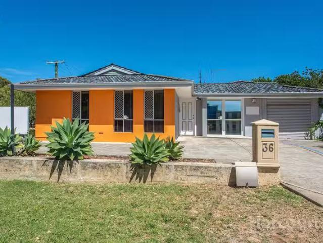 Cozy 1 BR Room 2/36 Anstruther Road, MANDURAH, WA 6210 House.