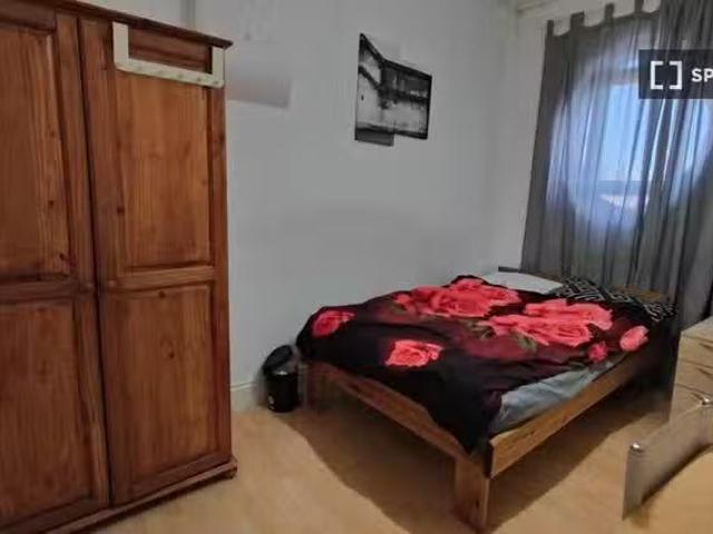 For Rent! 1 BR Room for rent in Bethnal Green North, London
