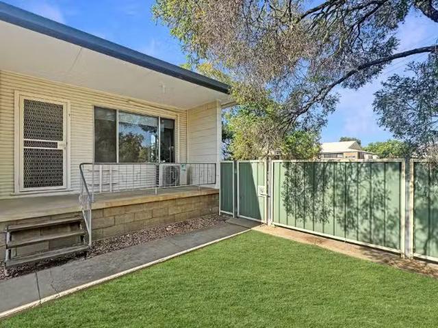 Cozy 1 BR 1/62 Balonne Street, Narrabri Apartment for rent Li.
