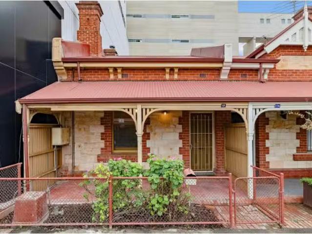Charming 1 BR 19 Gray Street, Adelaide House for rent Listed.