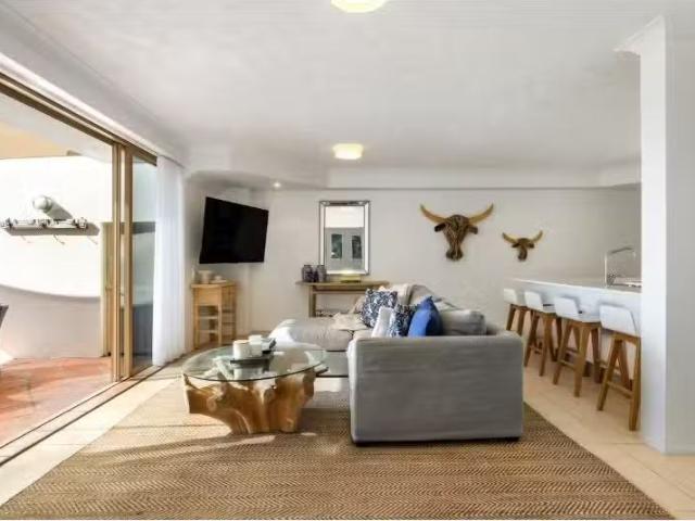 Cozy 1 BR 1/121 127 Musgrave Street, Coolangatta Apartment for.