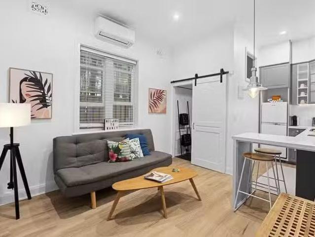 Cheap 1 BR 1/19 Pittwater Road, Manly, NSW 2095