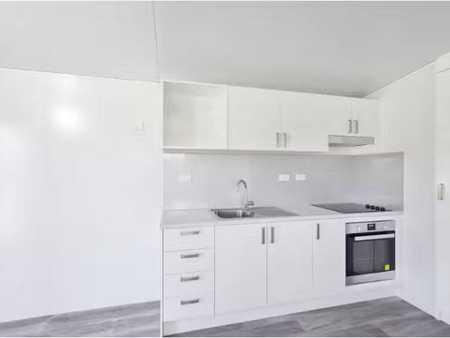 Unique 1 BR 13A Galaxy Circuit, Warnervale Apartment for rent.