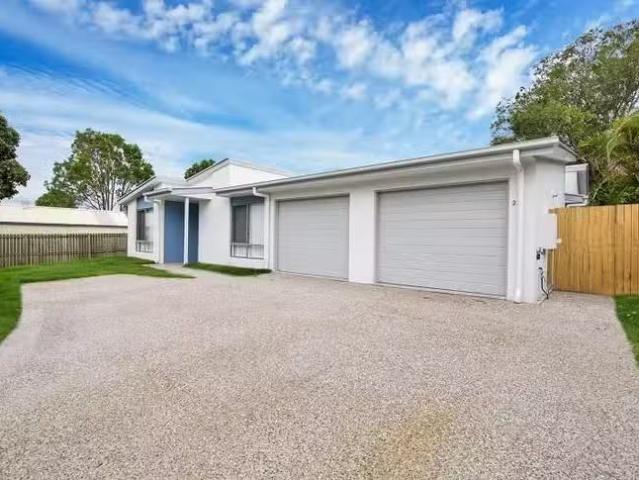 Charming 1 BR 2/61 Dudleigh Street, North Booval, QLD 4304