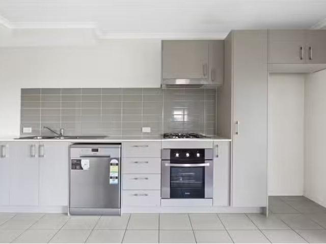 Charming 1 BR 2/70 Kings Canyon Street, Harrison Apartment for.