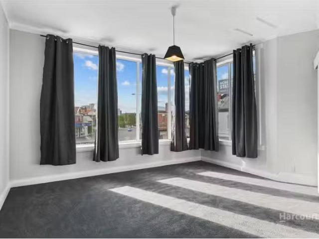 Cheap 1 BR 2/90 Hampden Road, BATTERY POINT House for rent Li.