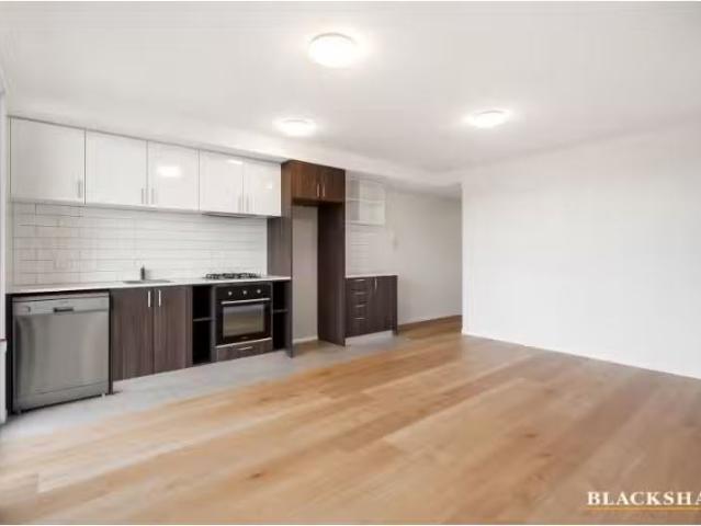 Cozy 1 BR 29/566 Cotter Road, Wright Apartment for rent Liste.