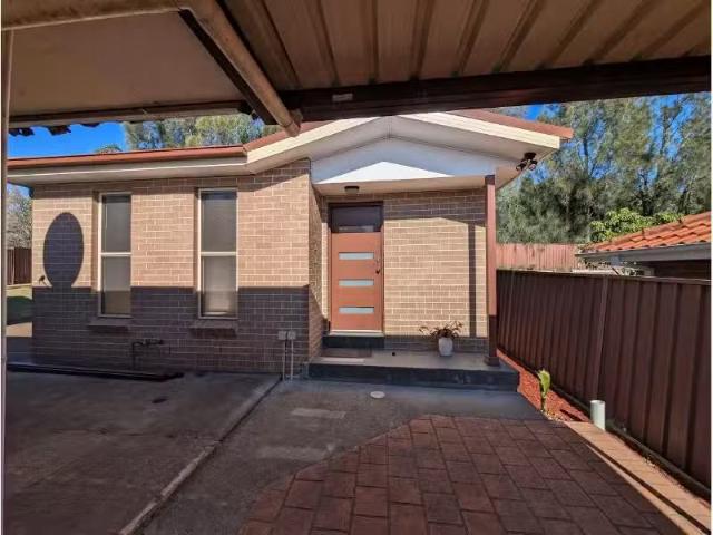 Unique 1 BR 34A Doncaster Avenue, Casula Apartment for rent L.