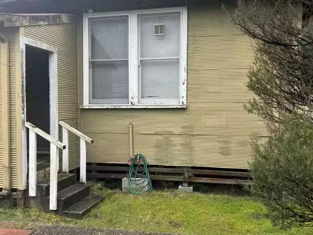 Deal! 1 BR 3/6 Dalmeny Street, ROSEBERY, TAS 7470 Unit for R.