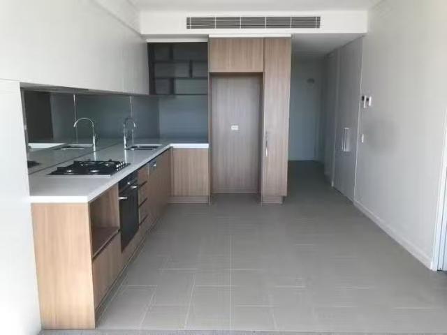 For Rent! 1 BR 304/5 Network Place, North Ryde, NSW 2113