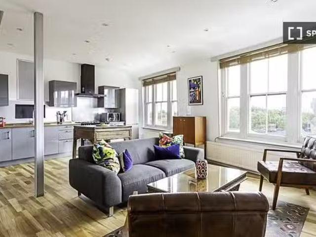 Charming 1 BR 3 bedroom apartment for rent in Islington, London