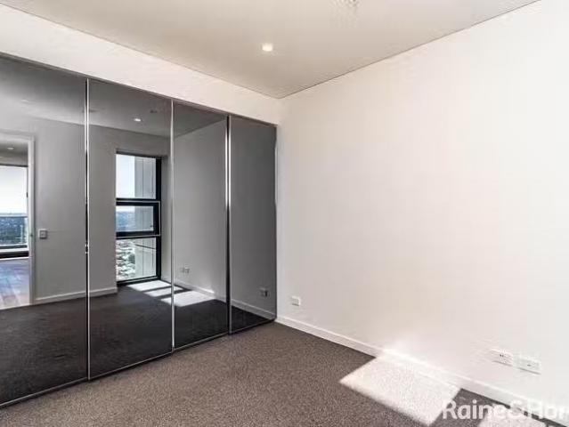 For Rent! 1 BR 4006/12 Phillip Street, Parramatta, NSW 2150