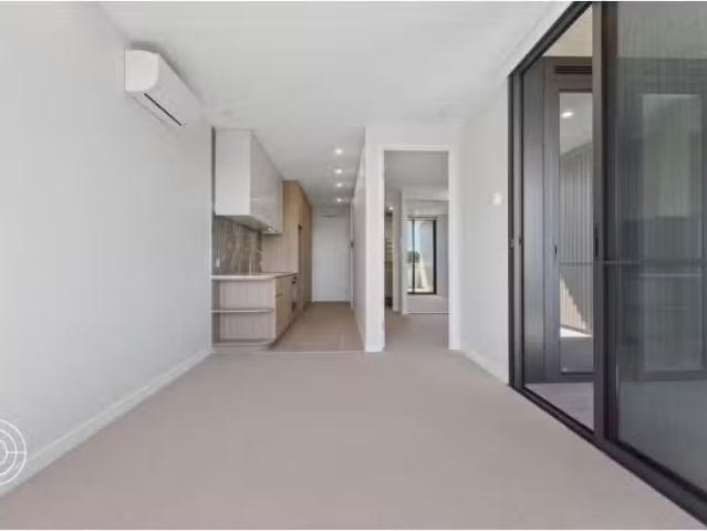 Unique 1 BR 403/304 Northbourne Avenue, partson Apartment for.