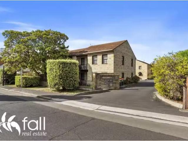 Just in! 1 BR 6/4 Colville Street, BATTERY POINT Apartment for.