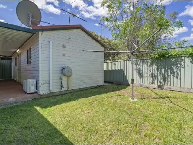 Charming 1 BR 62A Turner Street, Blacktown Apartment for rent.