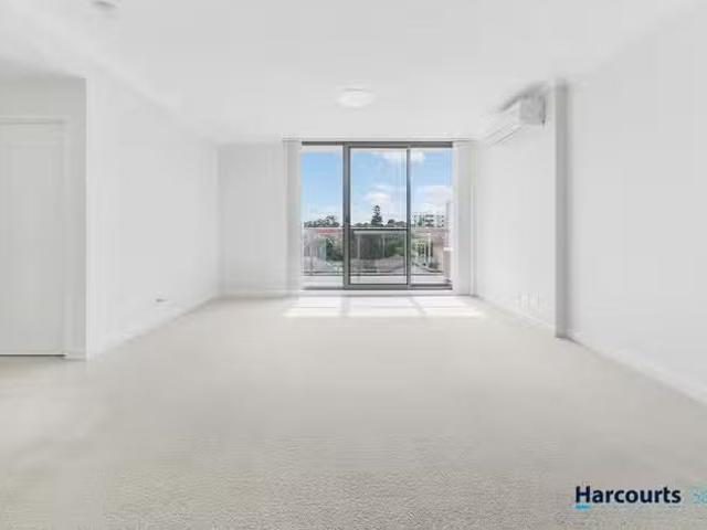 Just in! 1 BR 78/1 Meryll Avenue, BAULKHAM HILLS, NSW 2153 U.