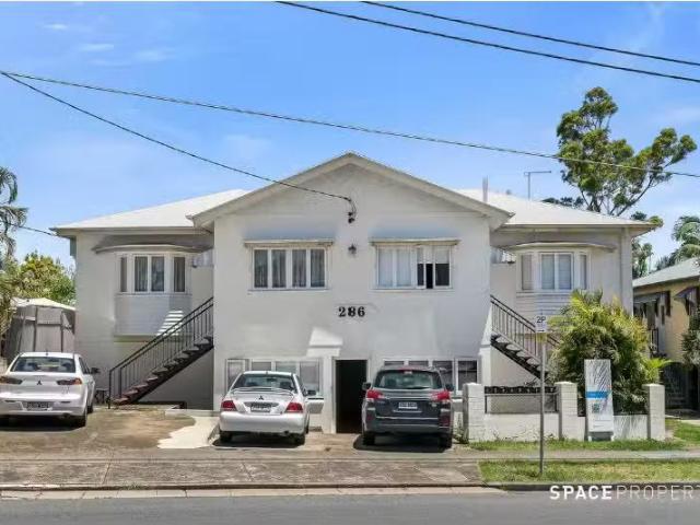 Unique 1 BR 8/286 Given Terrace, Paddington Apartment for rent.
