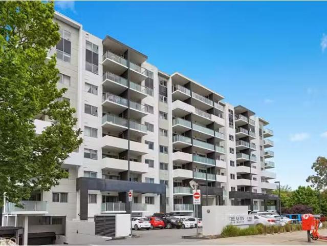 Nice 1 BR 97/10 Ipima Street, Braddon Apartment for rent List.