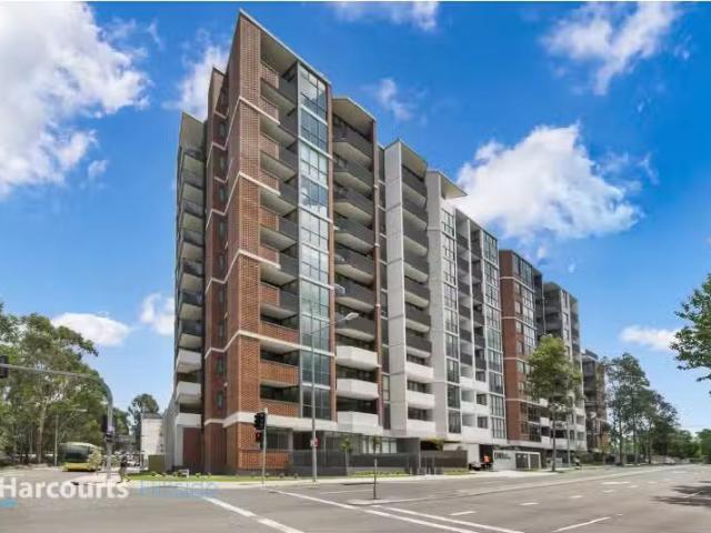 Cheap 1 BR 907/112 Caddies Boulevard, ROUSE HILL Apartment for.