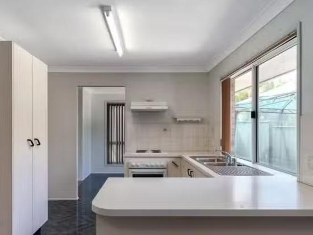 Just in! 1 Cardinet Court, Petrie, QLD 4502