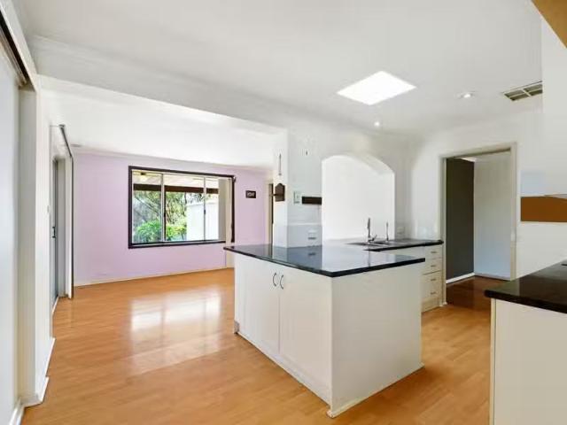 For Rent! 1 Counihan Court, Trott Park SA 5158