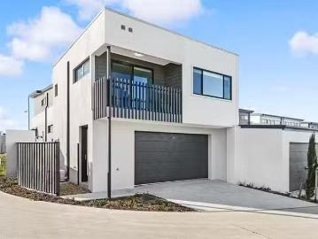 Cozy 1 Plough Street, Austral, NSW 2179