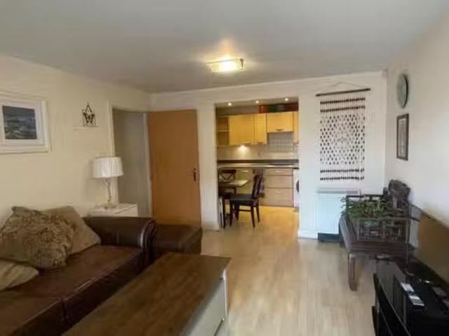 Nice 1 Room Royal Plaza F 2 Bed / 2 Bath