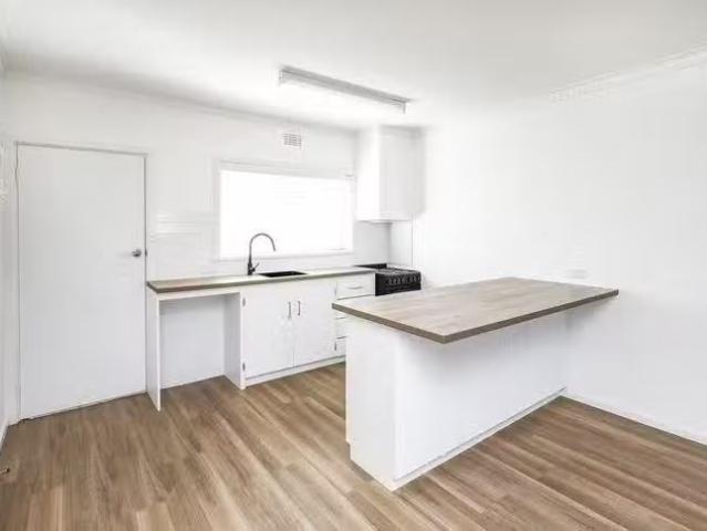 Charming 1 3/105 Commercial Street, Merbein, VIC 3505