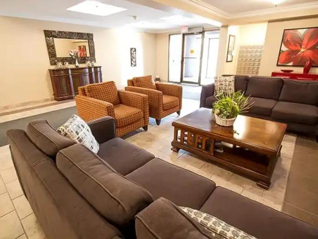 For Rent 1.5 Bedroom Apartment London ON DS103337955