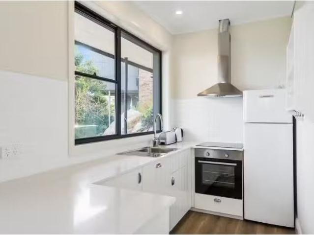 Rental! 1a Kanimbla Crescent, Bilgola Plateau Townhouse for re.