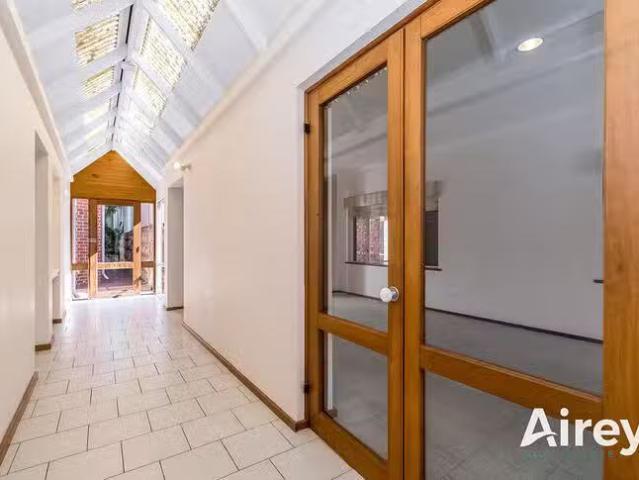 For Rent! 1A Rockton Road, Nedlands, WA 6009