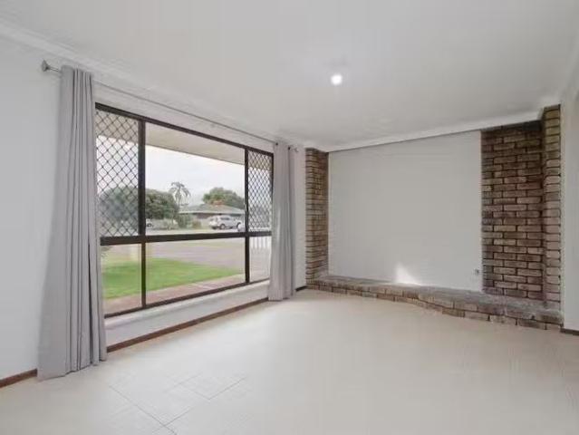 New 23 Chester Way, Rockingham, WA 6168