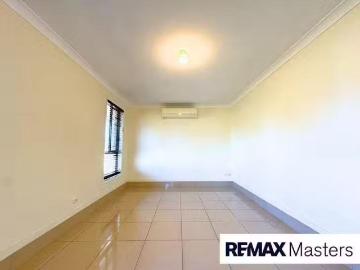 Unique 23 Chippeway Street, Durack, QLD 4077