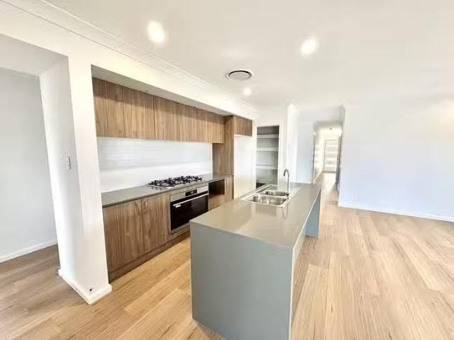 Just in! 23 Driftwood Boulevard, Old Bar, NSW 2430