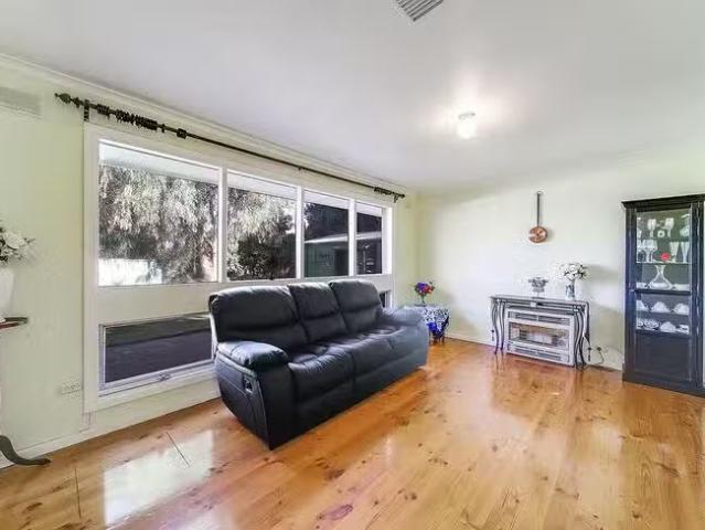 Cheap 23 Geraldine Street, Valley View, SA 5093