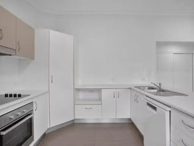 Cheap 23 Lapwing Circuit, Beerwah, QLD 4519