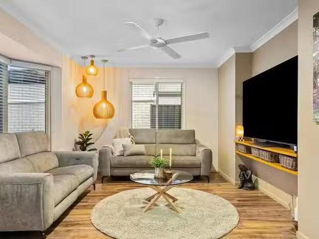 Deal! 23 Penina Circuit, Cornubia, QLD 4130