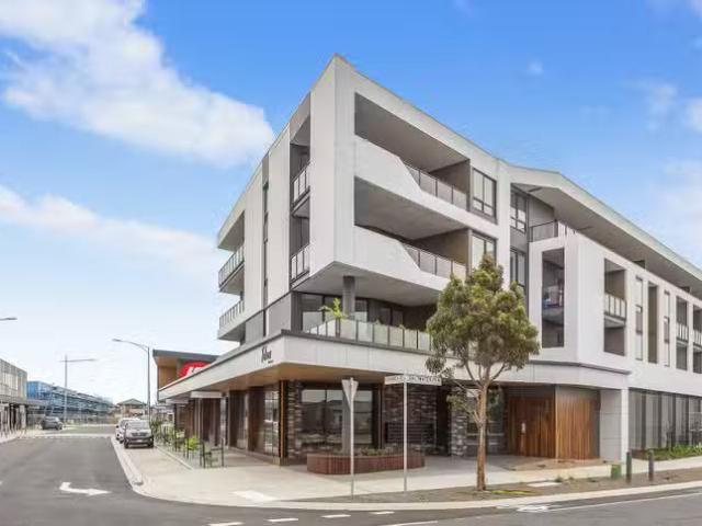 New 201/2 Kenswick Street, Point Cook VIC 3030