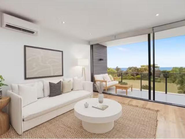 Charming 202/30 Harvey Street, Little Bay Apartment for rent.