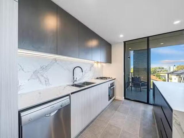 Deal! 205/87 Robert Street, Como, WA 6152