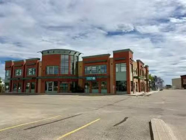 Cozy 205 10605 West Side Drive, Grande Prairie, AB, T8V 8E6.